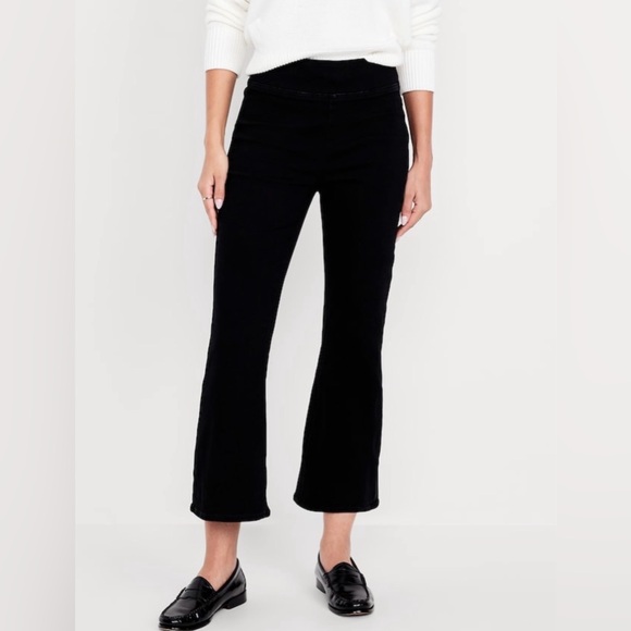 OLD NAVY High Waisted  Weekender Crop Pull On Wide Leg , 6 Petite Black Denim - Picture 2 of 13